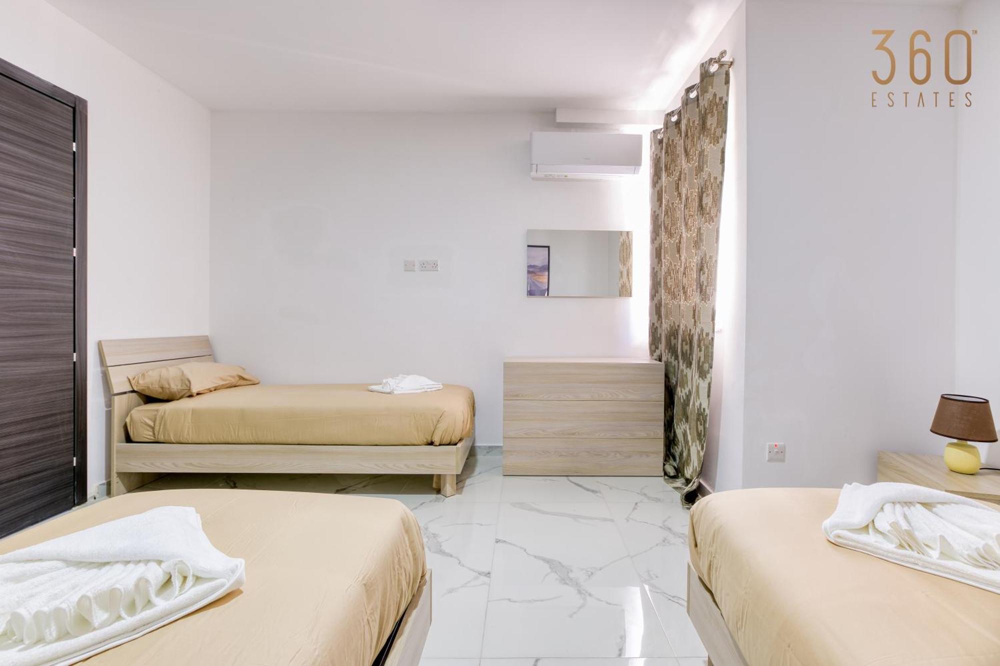 Appartement Designer With Stunning Sea Views In St Pauls By 360 Estates *