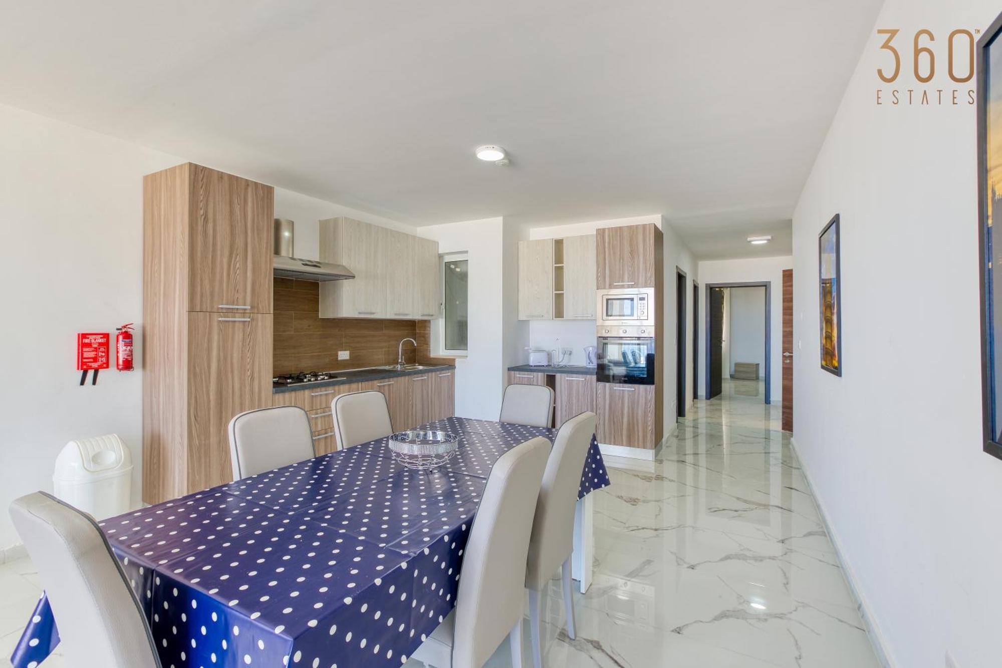 Appartement Designer With Stunning Sea Views In St Pauls By 360 Estates